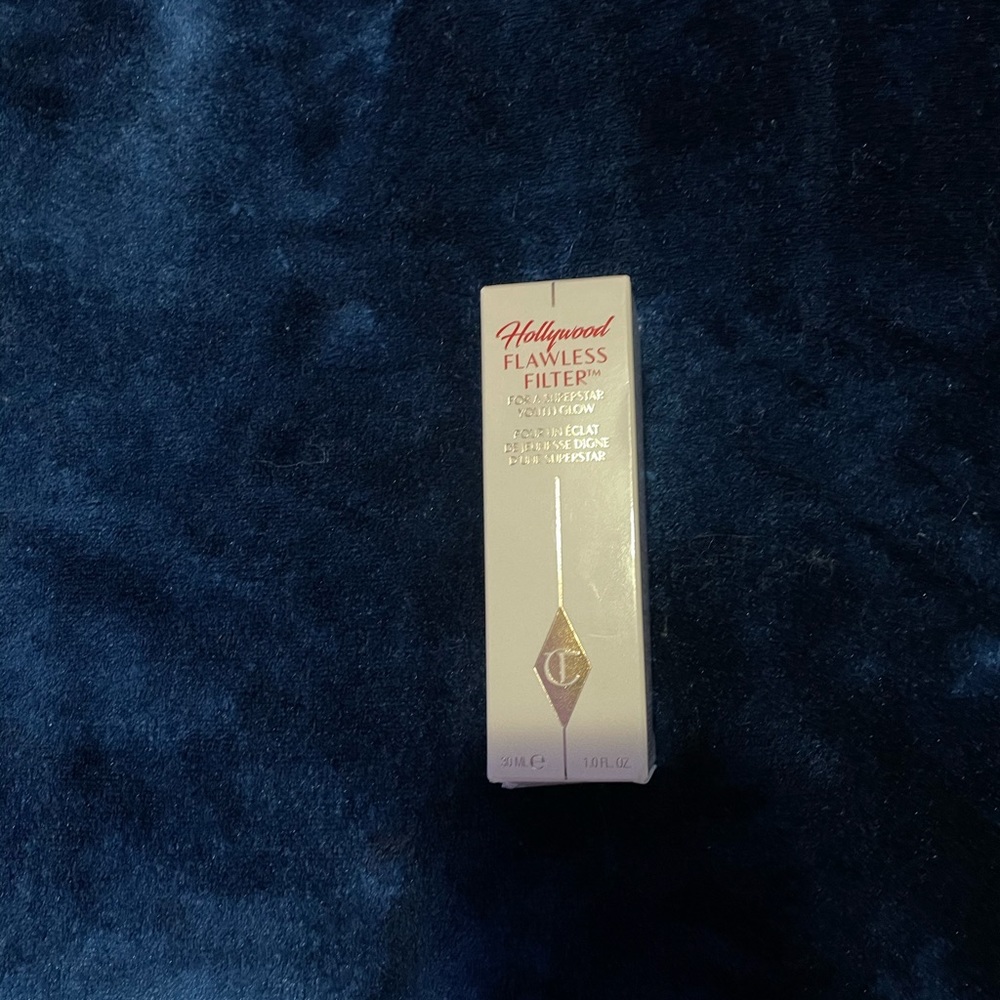 SOLD Charlotte Tilbury Hollywood Flawless Filter